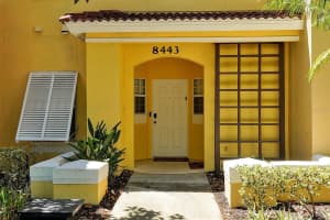 8443 CRYSTAL COVE LOOP, KISSIMMEE, FL 34747 Sold 05/08/24