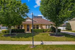 235 COUNTRY COTTAGE LANE, WINTER GARDEN, FL 34787 Sold 05/20/24