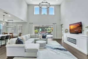 724 PRIMROSE WILLOW WAY, APOPKA, FL 32712 Sold 05/07/24