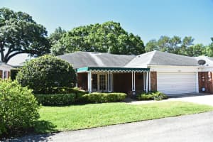 1067 EDGEWATER DRIVE, ORLANDO, FL 32804 Sold 04/30/24