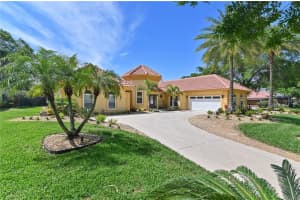 7586 PARK SPRINGS CIRCLE, ORLANDO, FL 32835 Sold 04/19/24