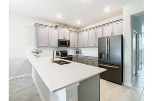 695 OCEAN COURSE AVENUE, DAVENPORT, FL 33896 Sold 10/28/24
