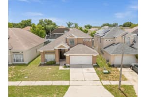 386 RIGGS CIRCLE, DAVENPORT, FL 33897 Sold 10/30/24