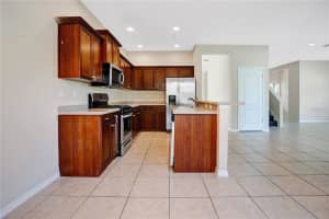 5012 NEWPORT NEWS CIRCLE, BRADENTON, FL 34211 Sold 10/30/24