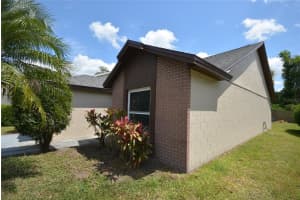 665 ASCOT CIRCLE, ORLANDO, FL 32825 Sold 08/30/24