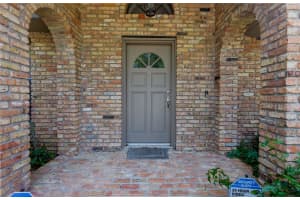 2113 MAJESTIC WOODS BOULEVARD, APOPKA, FL 32712 Sold 06/11/24