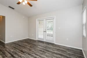 108 KINGS POND AVENUE, WINTER HAVEN, FL 33880 Sold 07/17/24