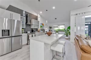 546 VIA FONTANA DRIVE, ALTAMONTE SPRINGS, FL 32714 Sold 06/26/24