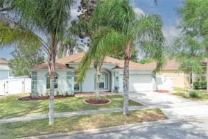 439 439 KNIGHTSWOOD DR DRIVE, APOPKA, FL 32712 Sold 05/23/24