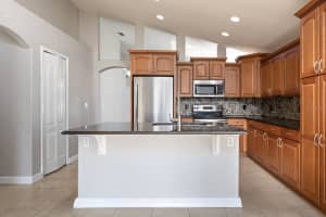 2704 WILSHIRE ROAD, CLERMONT, FL 34714 Sold 06/03/24
