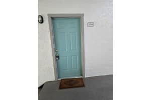 2060 CASCADES BOULEVARD, KISSIMMEE, FL 34741 Sold 05/13/24