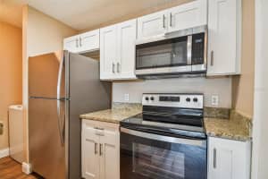 360 LAKE ONTARIO COURT, ALTAMONTE SPRINGS, FL 32701 Sold 07/16/24