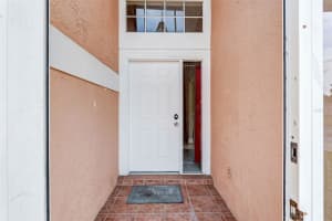 8013 ANTIBES COURT, ORLANDO, FL 32825 Sold 06/03/24