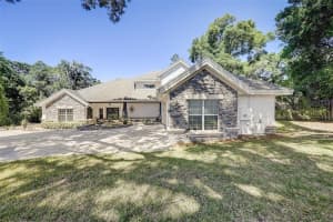 2111 OAK LEAF CIRCLE, MOUNT DORA, FL 32757 Sold 09/13/24