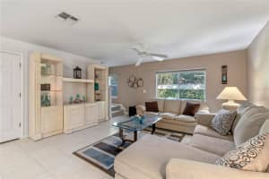 1016 COQUINA ROCK STREET, ORLANDO, FL 32828 Sold 06/05/24