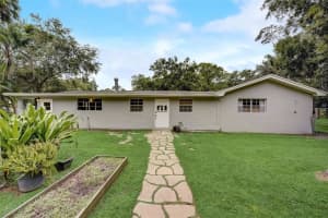6674 FLAMINGO ROAD, MELBOURNE, FL 32904 Sold 10/21/24