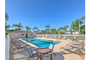 323 KENSINGTON LAKE CIRCLE, BRANDON, FL 33511 Sold 06/10/24