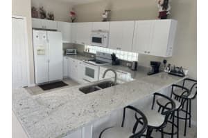2987 SUNSET VISTA BOULEVARD, KISSIMMEE, FL 34747 Sold 10/01/24