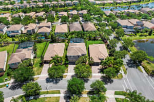 11885 PADUA LANE, ORLANDO, FL 32827 Sold 07/31/24