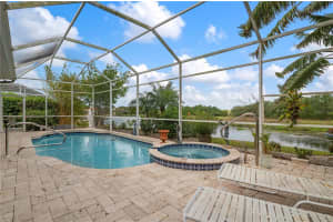 5909 SANDSTONE AVENUE, SARASOTA, FL 34243 Sold 08/23/24