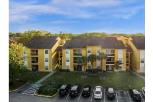 5275 IMAGES CIRCLE, KISSIMMEE, FL 34746 Sold 09/25/24