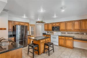 334 PRAIRIE DUNE WAY, ORLANDO, FL 32828 Sold 07/09/24