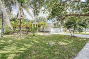 3221 SETTLERS TRAIL, SAINT CLOUD, FL 34772 Sold 11/15/24