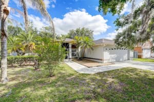 3221 SETTLERS TRAIL, SAINT CLOUD, FL 34772 Sold 11/15/24