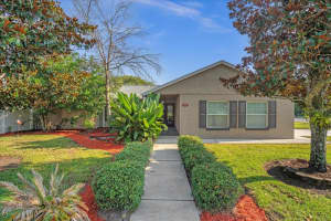 1944 NOTTINGDALE LANE, WINTER PARK, FL 32792 Sold 08/07/24