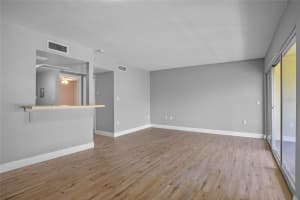 554 ORANGE DR #18, ALTAMONTE SPRINGS, FL 32701 Sold 06/03/24