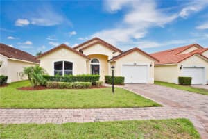 348 ROBIN ROAD, DAVENPORT, FL 33896 - MLS#MFRO6198941