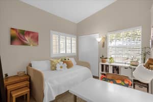 615 MAPLE OAK CIRCLE, ALTAMONTE SPRINGS, FL 32701 Sold 11/04/24