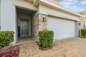 211 HYDRA WAY, GROVELAND, FL 34736 Sold 06/12/24