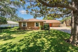 1228 PALMETTO ROAD, EUSTIS, FL 32726 Sold 09/20/24
