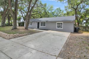 8588 LYONIA DRIVE, ORLANDO, FL 32829 Sold 08/06/24