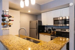 5120 CONROY RD #18, ORLANDO, FL 32811 Sold 10/02/24