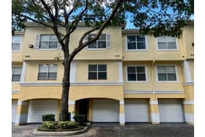 3005 LEGACY VILLAS DRIVE, MAITLAND, FL 32751 Sold 08/19/24