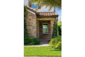 9399 TRINANA CIRCLE, WINTER GARDEN, FL 34787 Sold 12/13/24