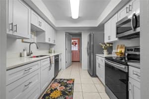 876 TOWN CIRCLE, MAITLAND, FL 32751 Sold 07/31/24