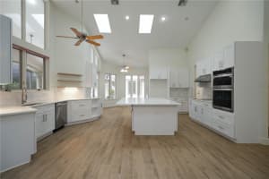 2062 HUTTON POINT, LONGWOOD, FL 32779 Sold 12/06/24
