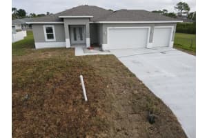 70 PAR VIEW ROAD, ROTONDA WEST, FL 33947 Sold 03/24/25