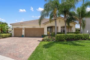 12072 AUTUMN FERN LANE, ORLANDO, FL 32827 Sold 07/15/24