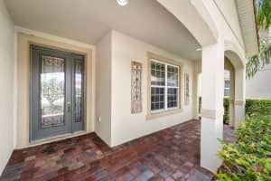 12072 AUTUMN FERN LANE, ORLANDO, FL 32827 Sold 07/15/24