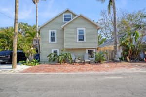 117 88th Ave, TREASURE ISLAND