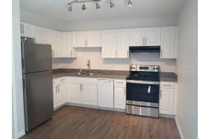 320 ROSE LANE, LADY LAKE, FL 32159 Sold 10/15/24