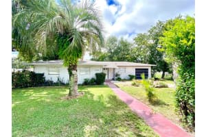 2308 Lake Helen Osteen Rd, DELTONA