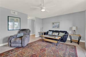 536 ORANGE DR #17, ALTAMONTE SPRINGS, FL 32701 Sold 10/23/24