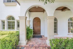1108 NEW YORK AVENUE, WINTER PARK, FL 32789 Sold 11/04/24
