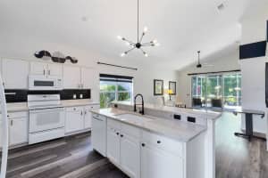 1703 FOX GLEN COURT, WINTER SPRINGS, FL 32708 Sold 06/28/24