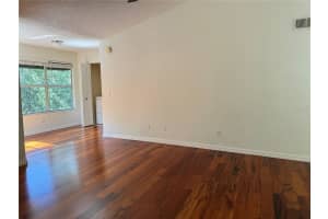 5132 CONROY ROAD, ORLANDO, FL 32811 Sold 08/12/25